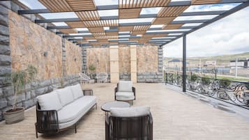 Villa de diseñador, 6 habitaciones, para no fumadores, vista al jardín | Terraza o patio