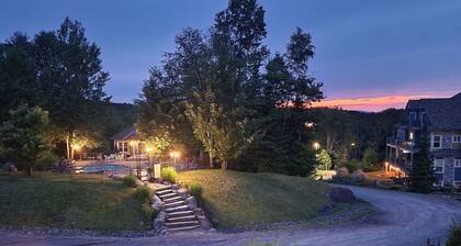 Mont Blanc Classic Chalet • Ski-in/Ski-out