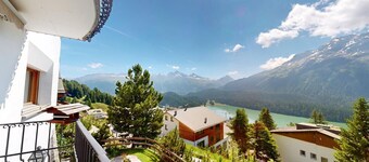 Holiday home on the popular Via Tinus above St.