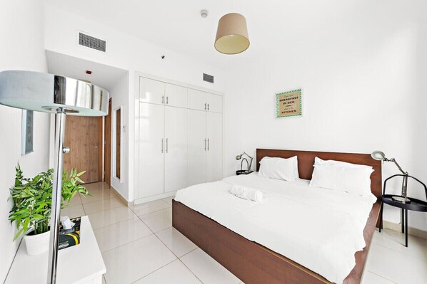 2 dormitorios, tabla de planchar con plancha, wifi y ropa de cama