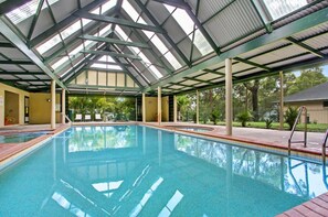 A heated pool - Wild Duck Holiday Home at Rafferty's Resort (Cams Wharf)