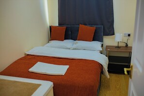 3 bedrooms, WiFi, bed sheets