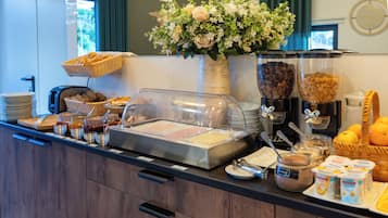 Desayuno continental todos los días (con cargo)