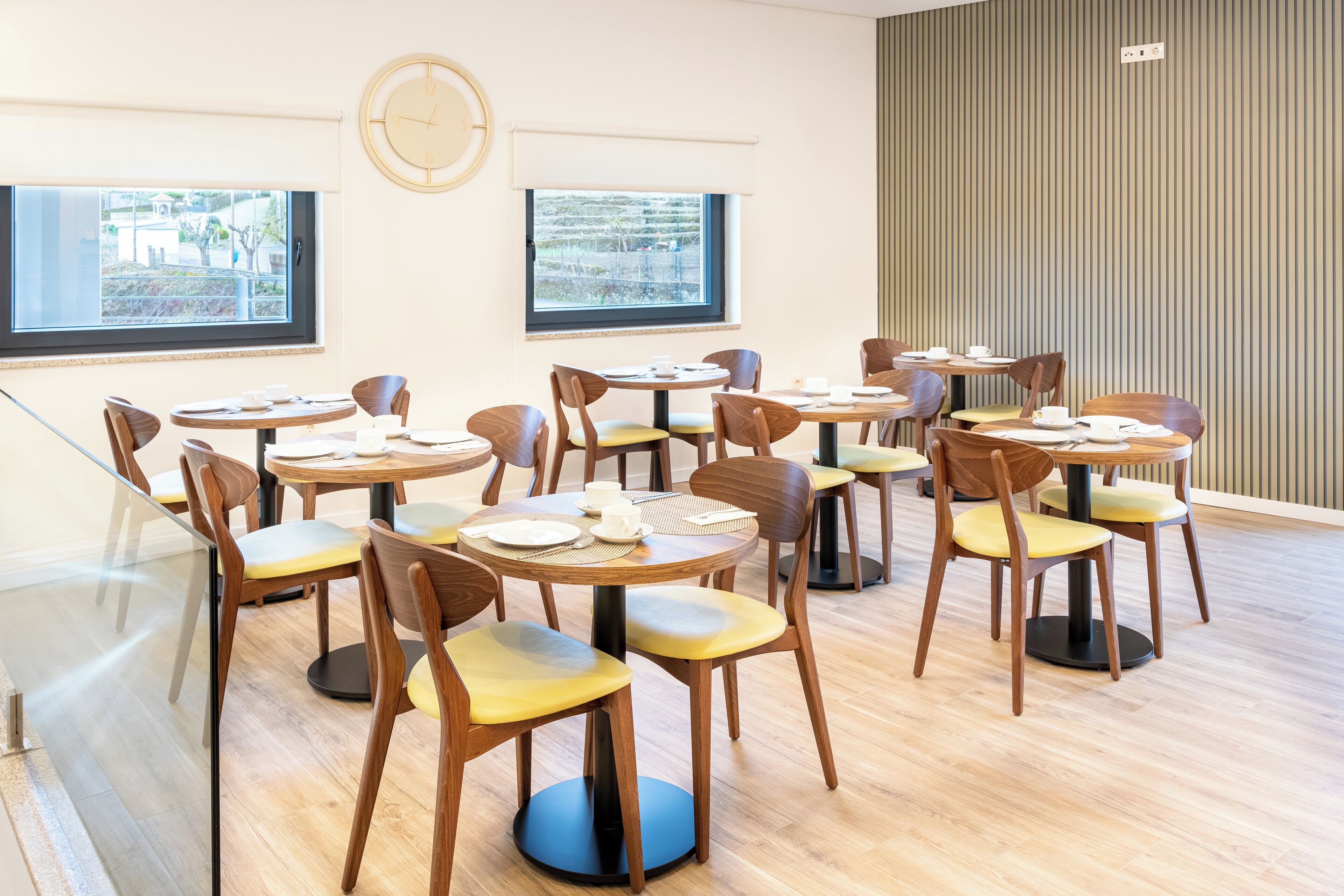 每日供应欧陆式早餐（每人 EUR 5）