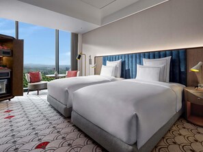 Premier Twin Room | Premium bedding, minibar, in-room safe, desk - Swissôtel Nusantara (Sepaku)