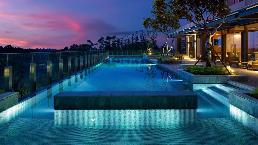 Swissôtel Nusantara