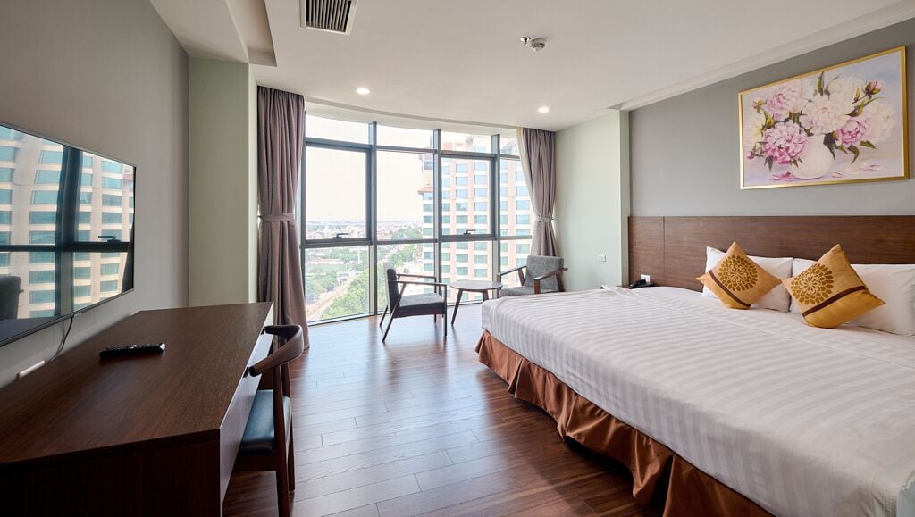 Deluxe Apartment, Balcony, City View