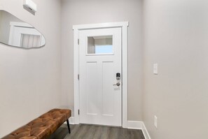 Interior - Modern New Build 4BR 4BA ( 2 Condos) Garage/Patio (Wyoming)