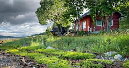 Lovingly renovated fjord house in Malsnes with its own beach