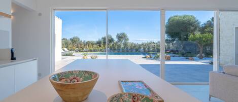 Villa, 2 Bedrooms, Accessible, Smoking | Interior