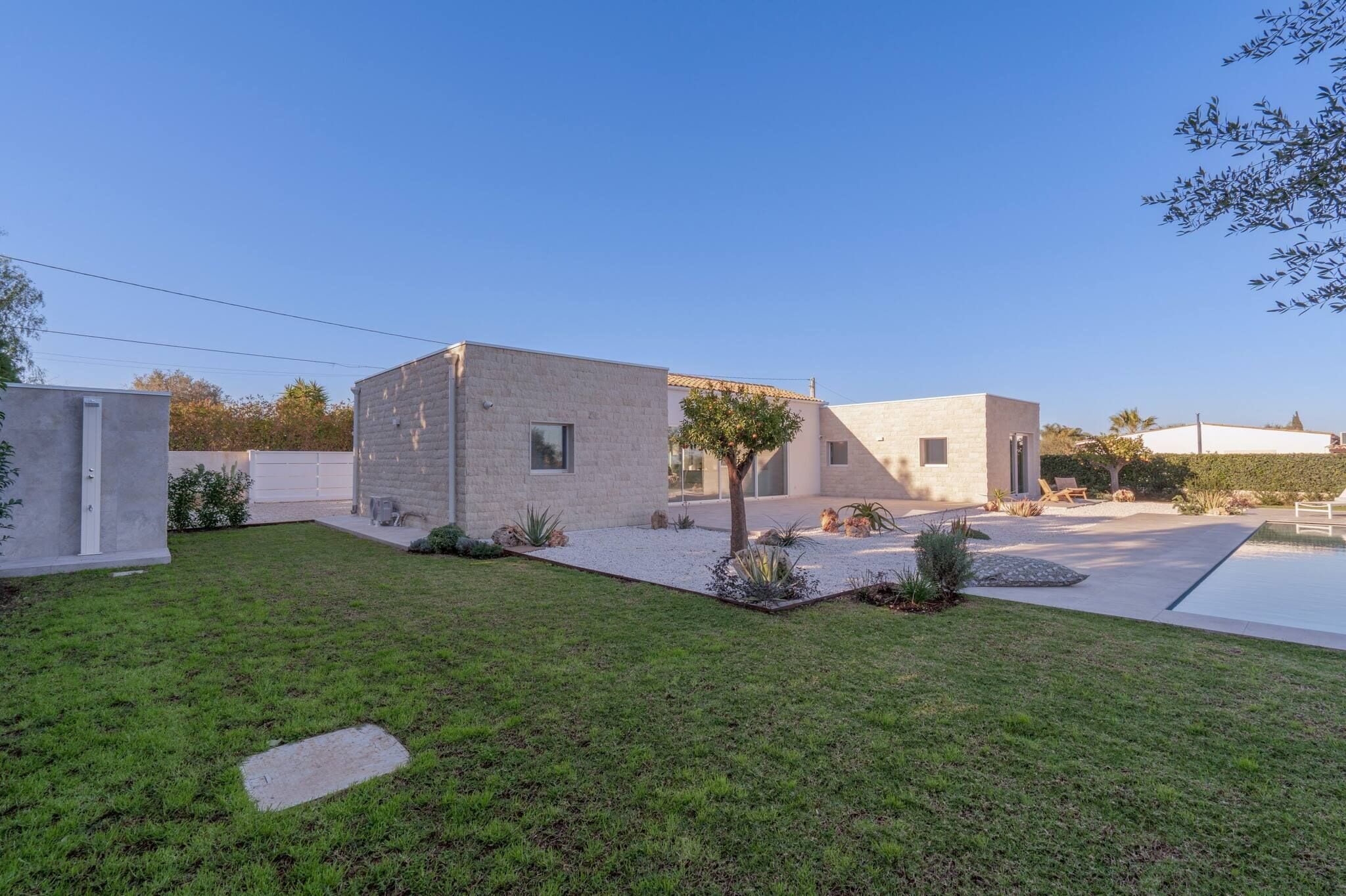Villa, 2 Bedrooms, Accessible, Smoking | Garden