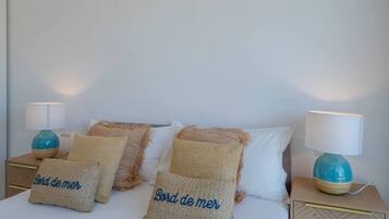 Villa, 2 Bedrooms, Accessible, Smoking | 2 bedrooms