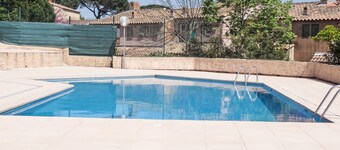 Le Hameau de Gassin by Interhome