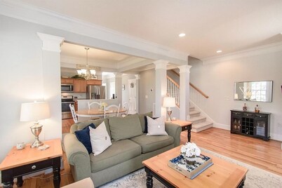 Updated townhouse, conveniently located 2 miles from VT campus, and downtown Blacksburg