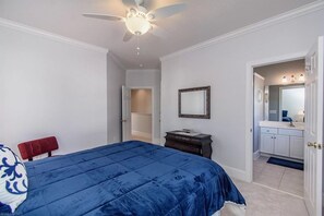 3 bedrooms, iron/ironing board, free WiFi