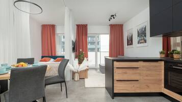 Studio, Balcony | Living room