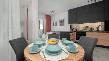 Monolocale, balcone | Soggiorno