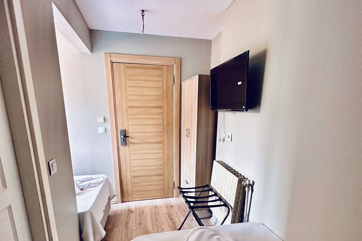 Standard Double or Twin Room | Lydisolert, wi-fi (inkludert) og sengetøy