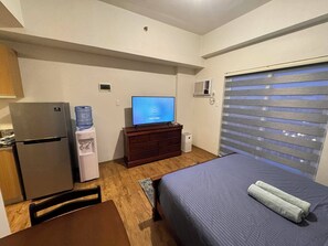 Exclusive Condo | Room amenity