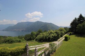 4 chambres, literie de qualité supérieure, couette en duvet d'oie