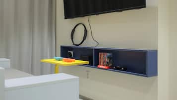 Doppelzimmer (Randomly assigned) | Hochwertige Bettwaren, Schreibtisch, schallisolierte Zimmer