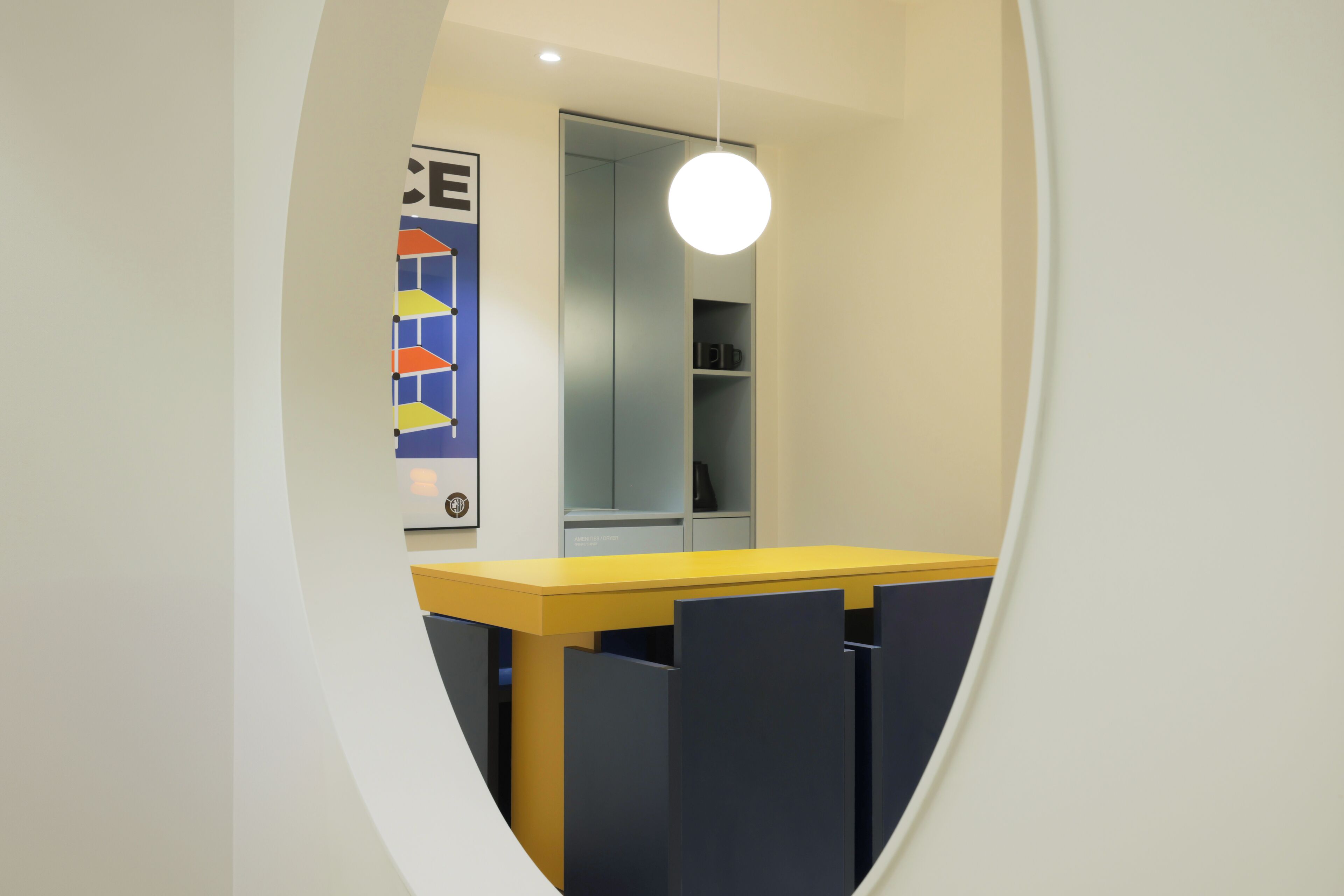 Habitación Deluxe con 2 camas individuales | Ropa de cama de alta calidad, escritorio, insonorización y wifi gratis 