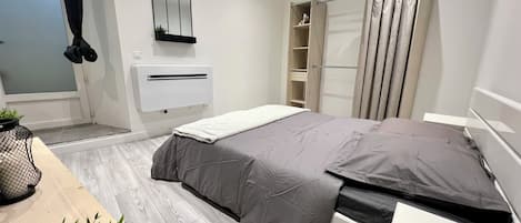 2 Schlafzimmer, Bügeleisen/Bügelbrett, WLAN, Bettwäsche