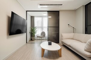 Televisión 55 pulgadas con canales de televisión por cable