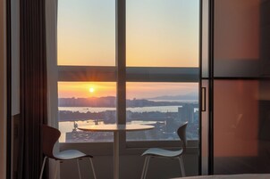 Televisión 55 pulgadas con canales de televisión por cable