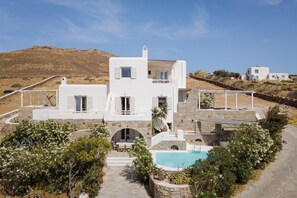Front of property - Lea Villas Mykonos (Mykonos)
