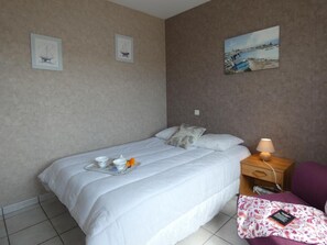 2 bedrooms
