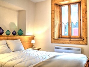 2 bedrooms, WiFi - Stunning central apartment with parking and WIFI in Morzine (Morzine)