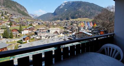 Studio in central Morzine with parking