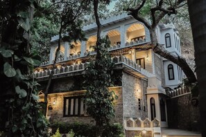 Front of property - The Aodhi Kumbhalgarh (Kumbhalgarh)