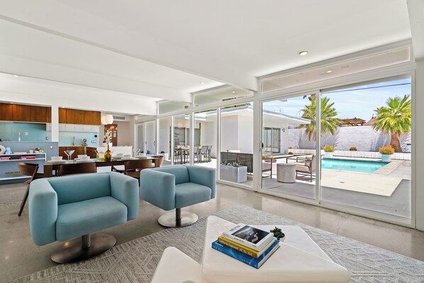 Interior - Simply Modern - Palm Springs Paradise: Your Private Poolside Retreat Awaits (Palm Springs)