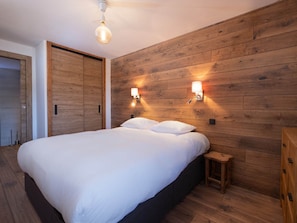 2 chambres, accès au Wi-Fi (inclus), literie fournie