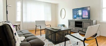 Eggert - Lower · 2BR apartment near UB, Niagara Falls & Buffalo