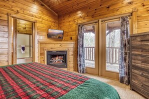 5 Schlafzimmer, Bügeleisen/Bügelbrett, kostenloses WLAN, Bettwäsche