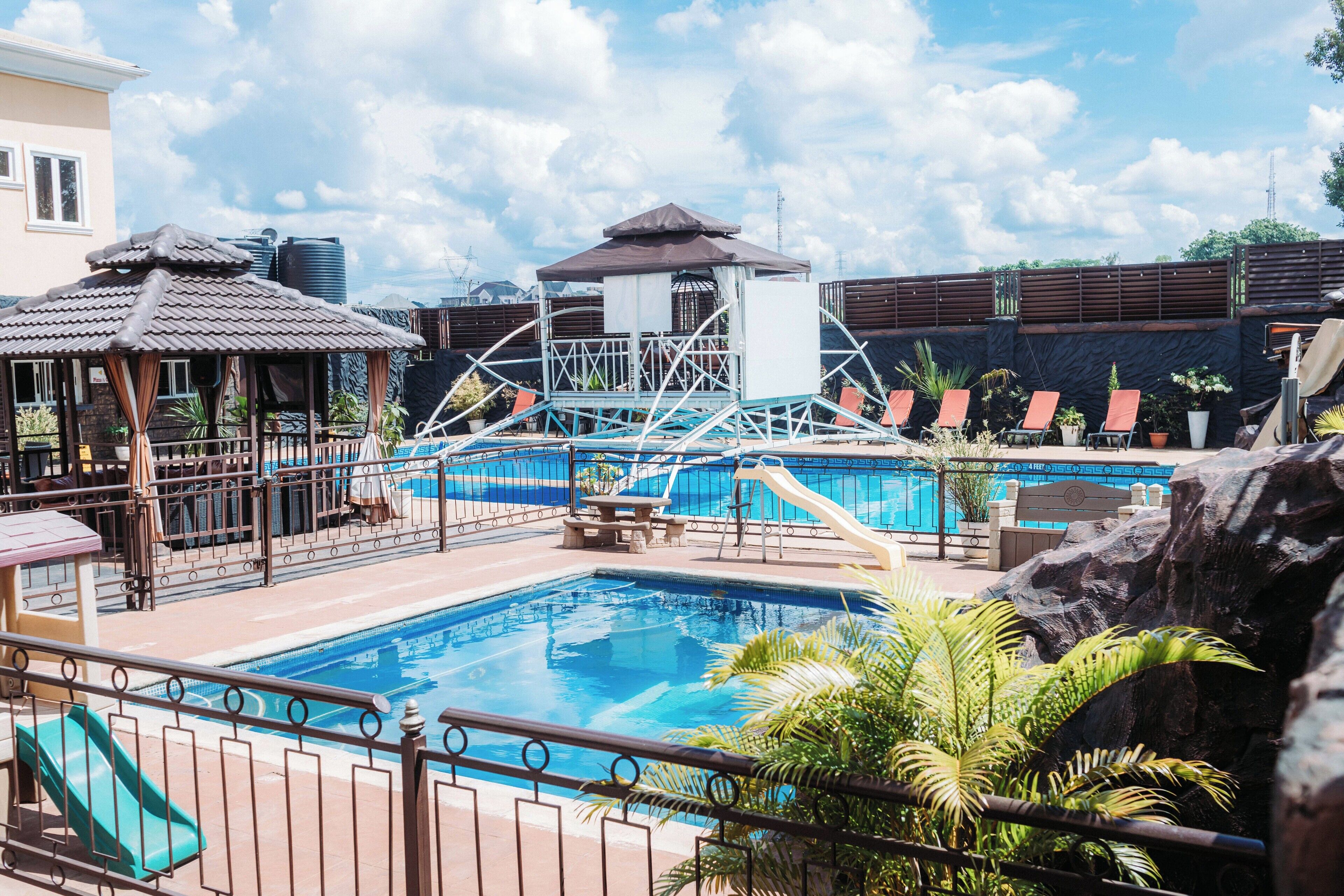 Outdoor pool, free cabanas, pool umbrellas