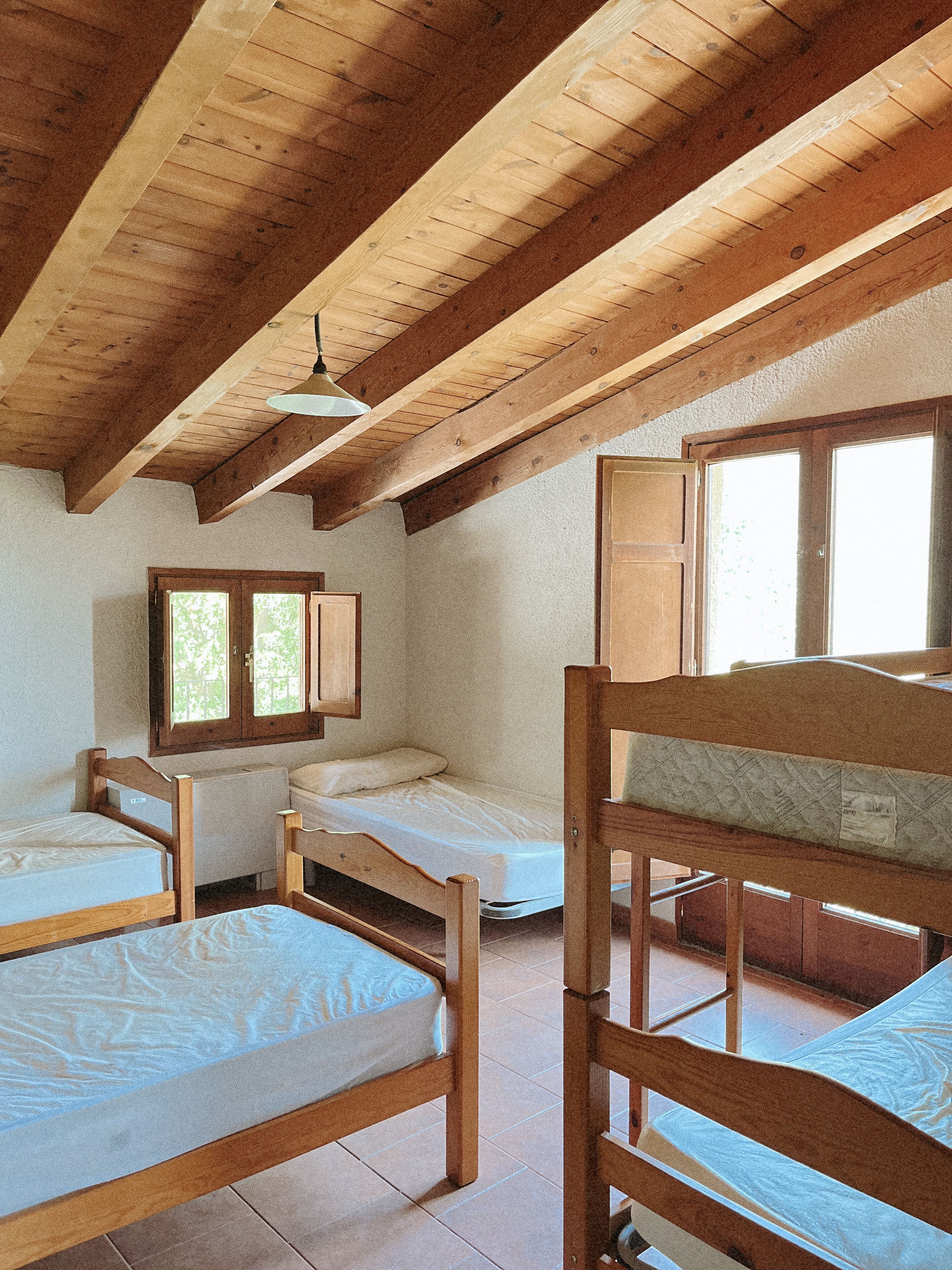 9 Schlafzimmer, Reisekinderbett, WLAN, Bettwäsche