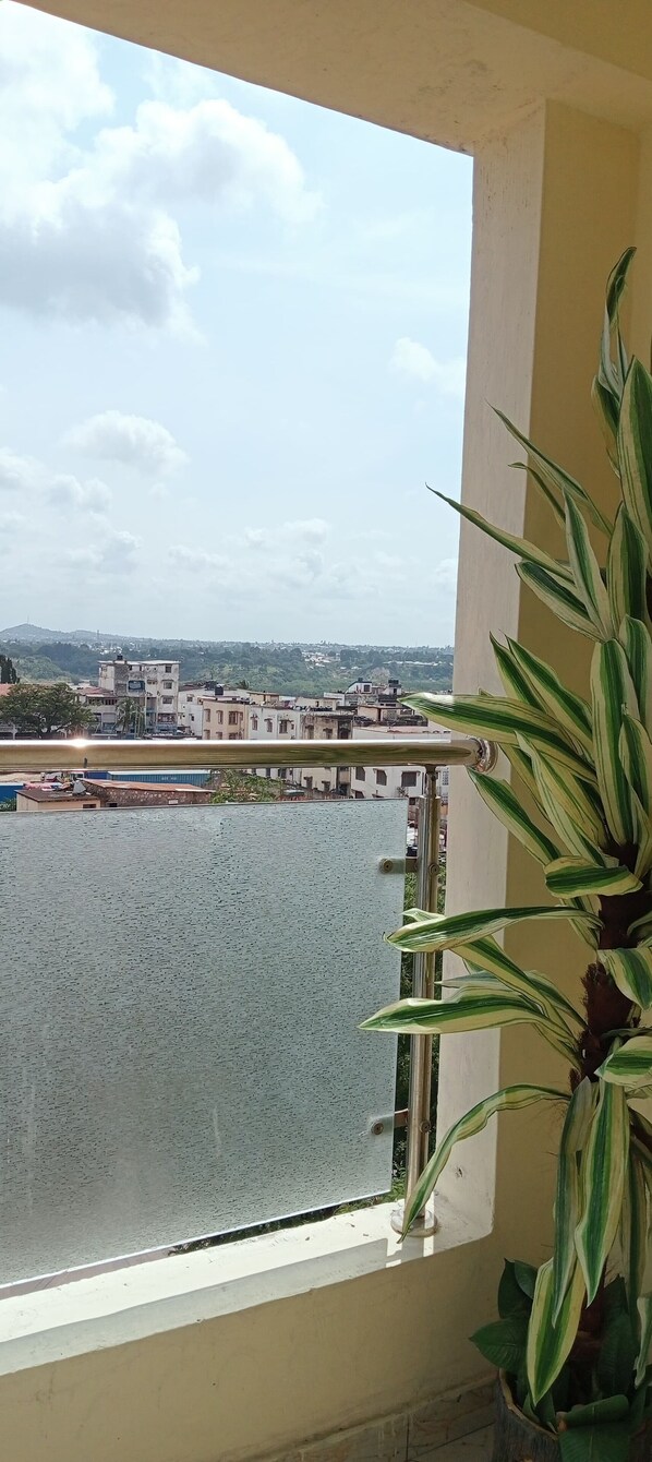 Balcony - Lux Suites Moonlight Luxury Apartments (Mombasa)