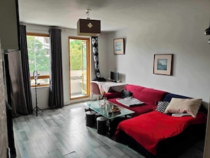 Living area - Appartement T2, 50 m2 à 20 Minutes de Paris Saint Lazare en Train (Argenteuil)