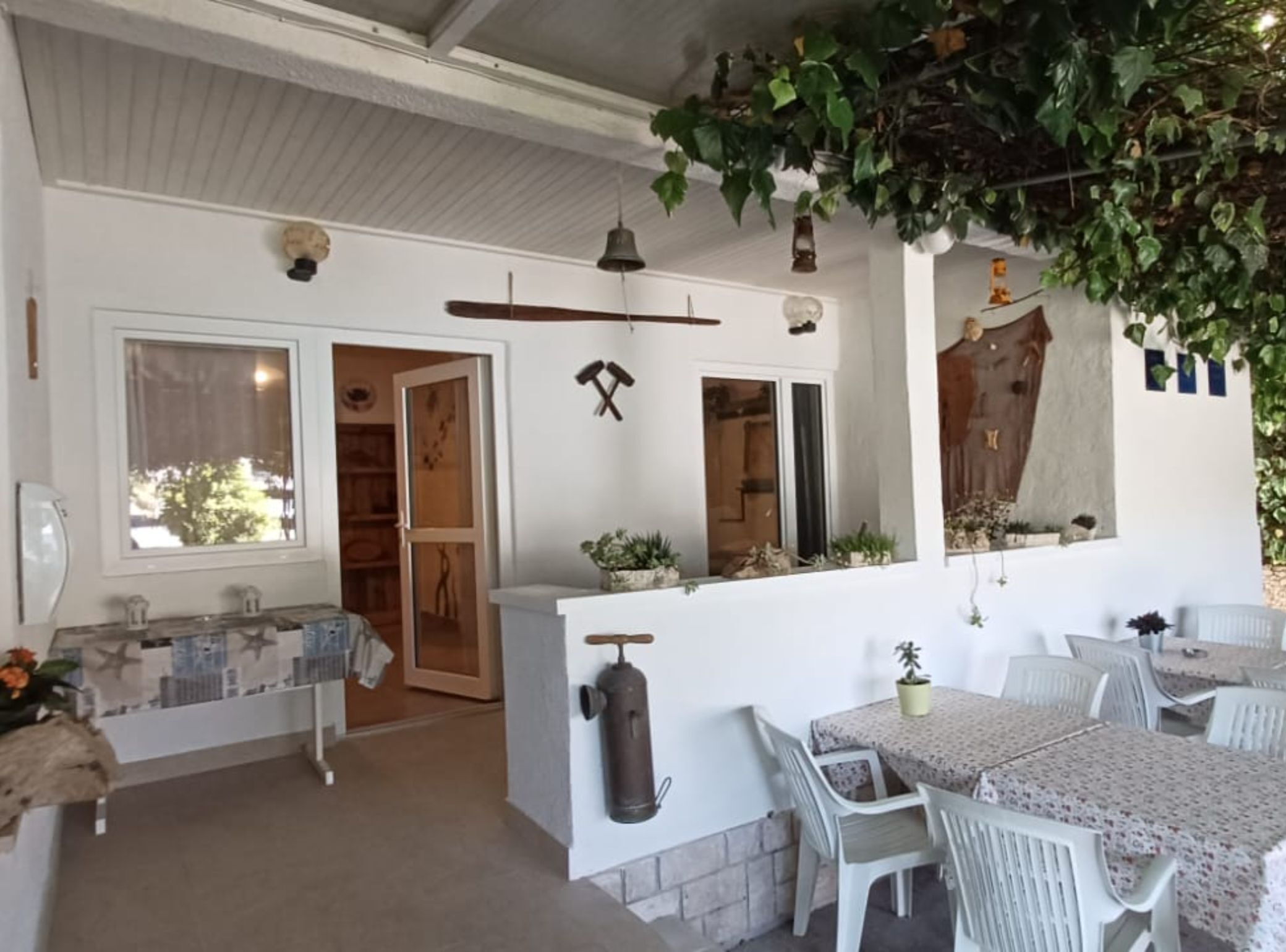 مدخل المنشأة