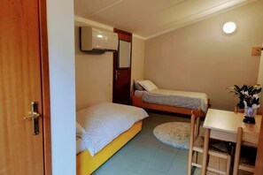 1 bedroom, iron/ironing board, WiFi, bed sheets - Beautiful apartment between lake and mountain  (Verceia)