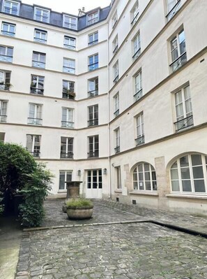 Extérieur
