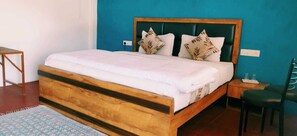 Deluxe Room, Mountain View | 1 bedroom, in-room safe, free WiFi - The Junagarh Lodge (Kumbhalgarh)