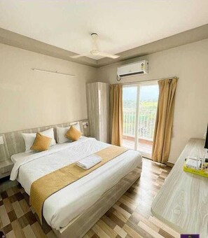 Front of property - PGC Chennai Resort & Club By SSS (Ponneri)