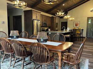 Dining - Lodge at Hilton's Hideaway (Dover)