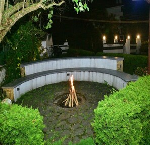 Fireplace - Magizham (Kodaikanal)