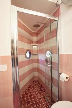 Superior Room | Bathroom
